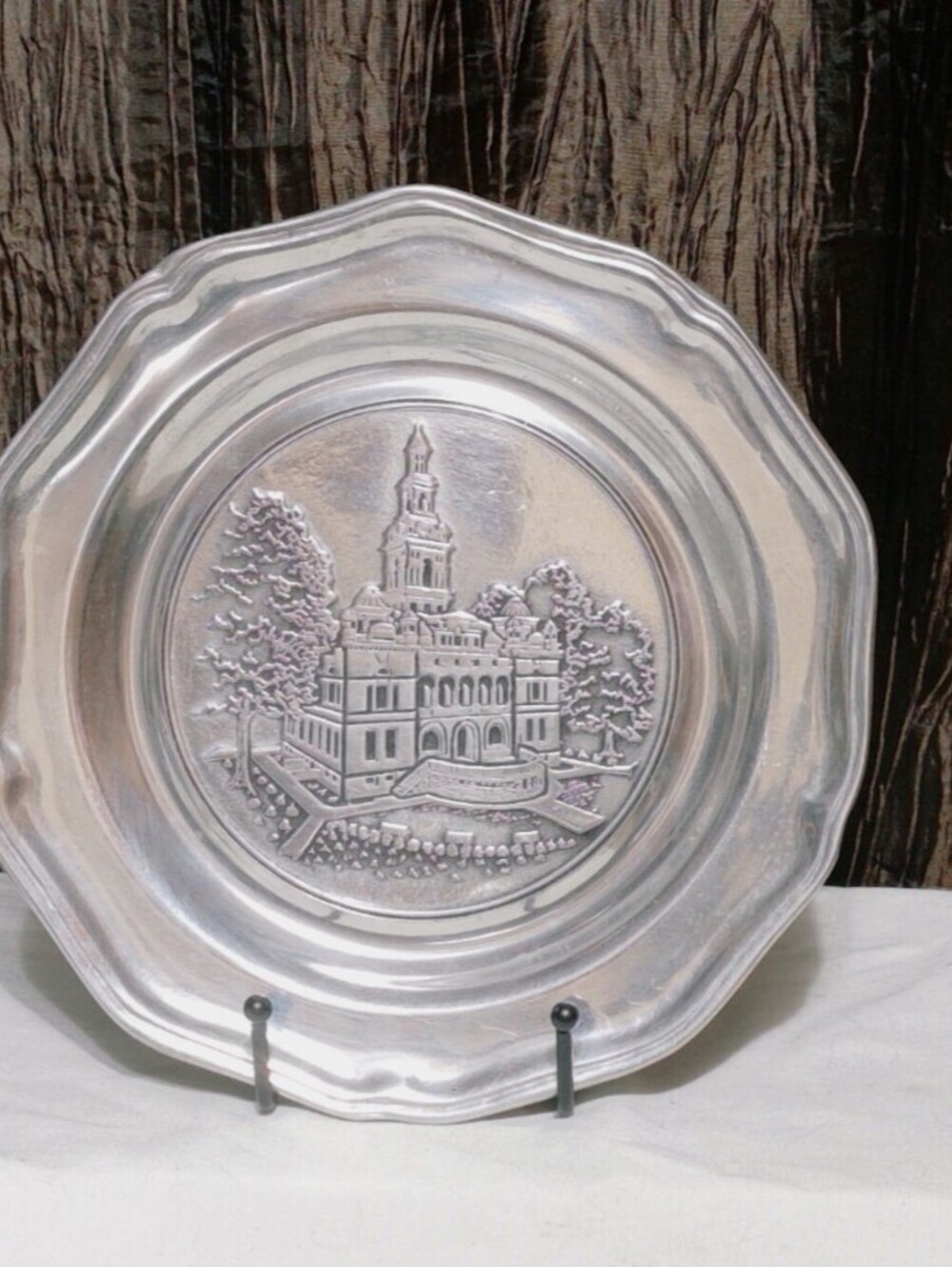 Wilton Independence Hall pewter commemorative plate